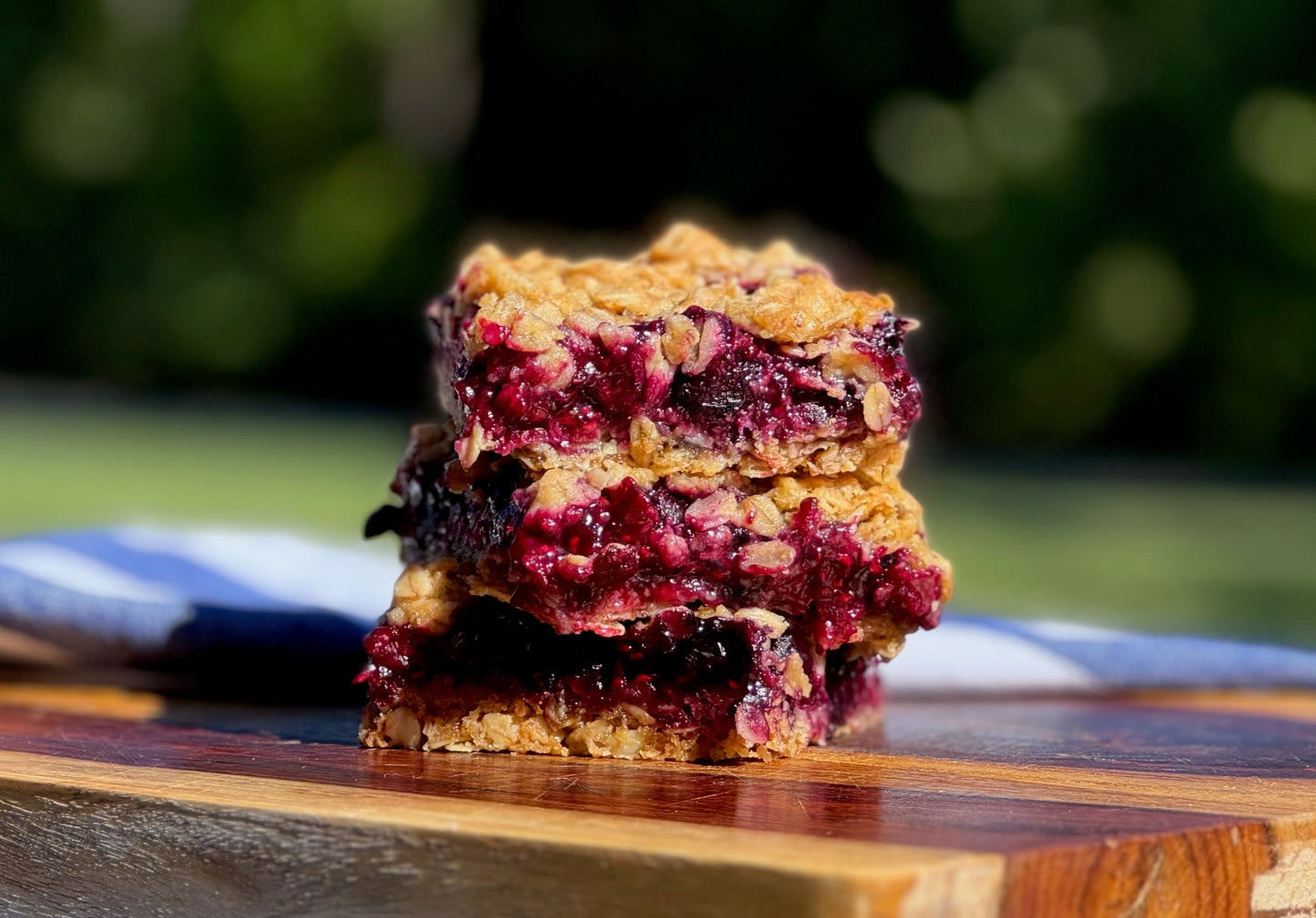 Berry Crumble Bar